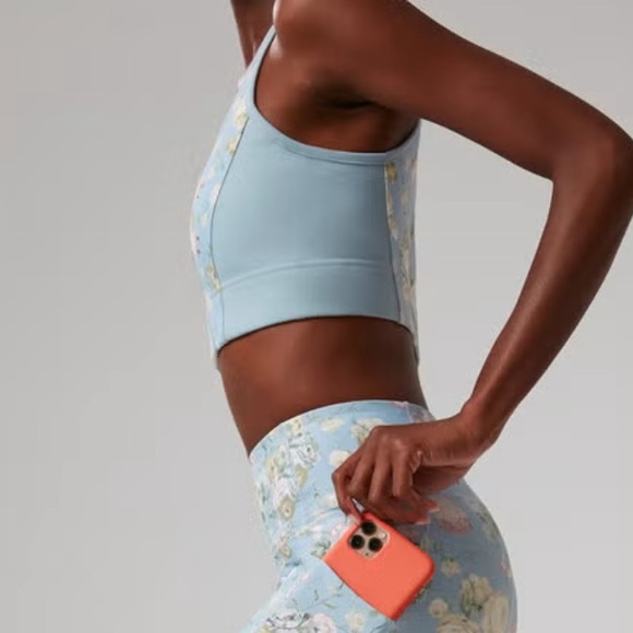 Tuckernuck TNUCK Sport Meadow Blue Chintz Sports Bra - Small - Picture 1 of 5